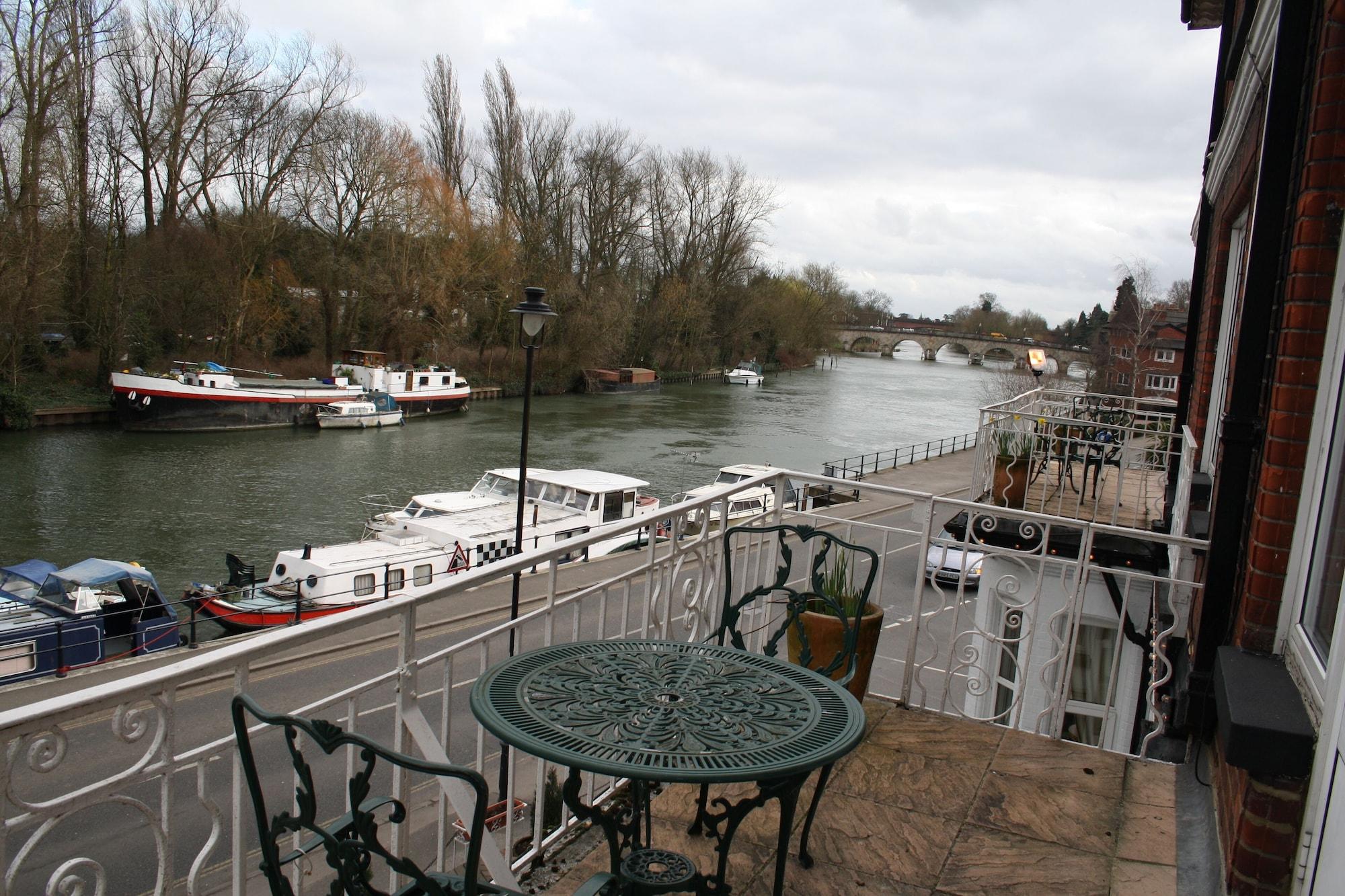Uno Hotel Thames Maidenhead Esterno foto