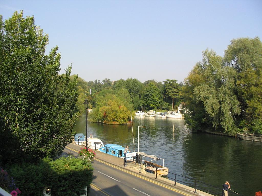 Uno Hotel Thames Maidenhead Esterno foto